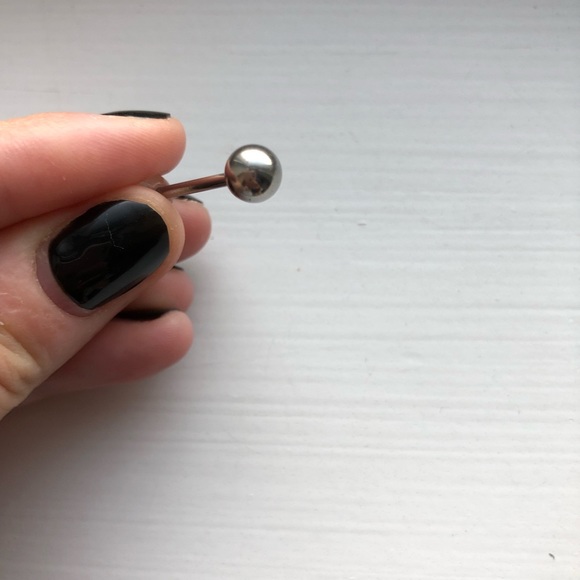 Chic silver & clear ball body jewelry/barbell bolt - Picture 3 of 5